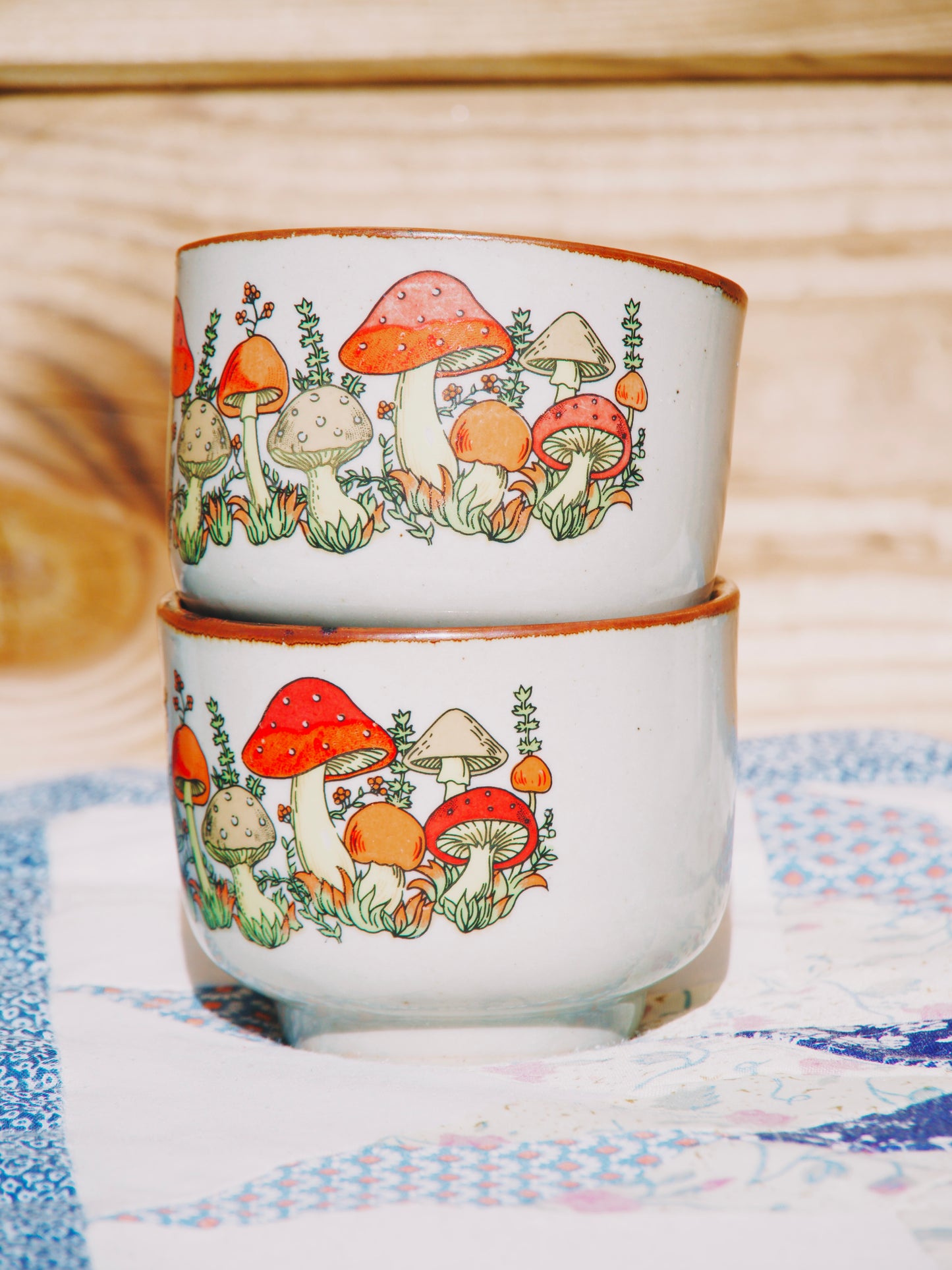 4 tasses champignons en grès