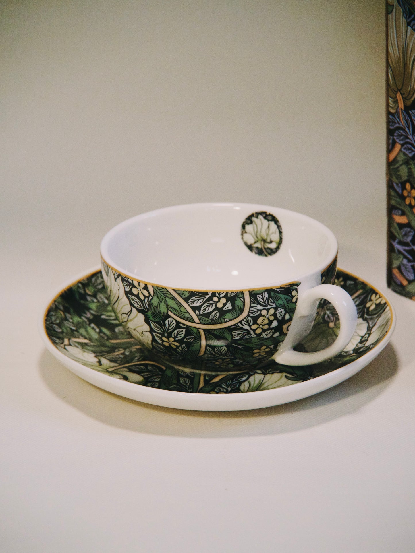 Service "Tea for One" William Morris – Motif Pimpernel