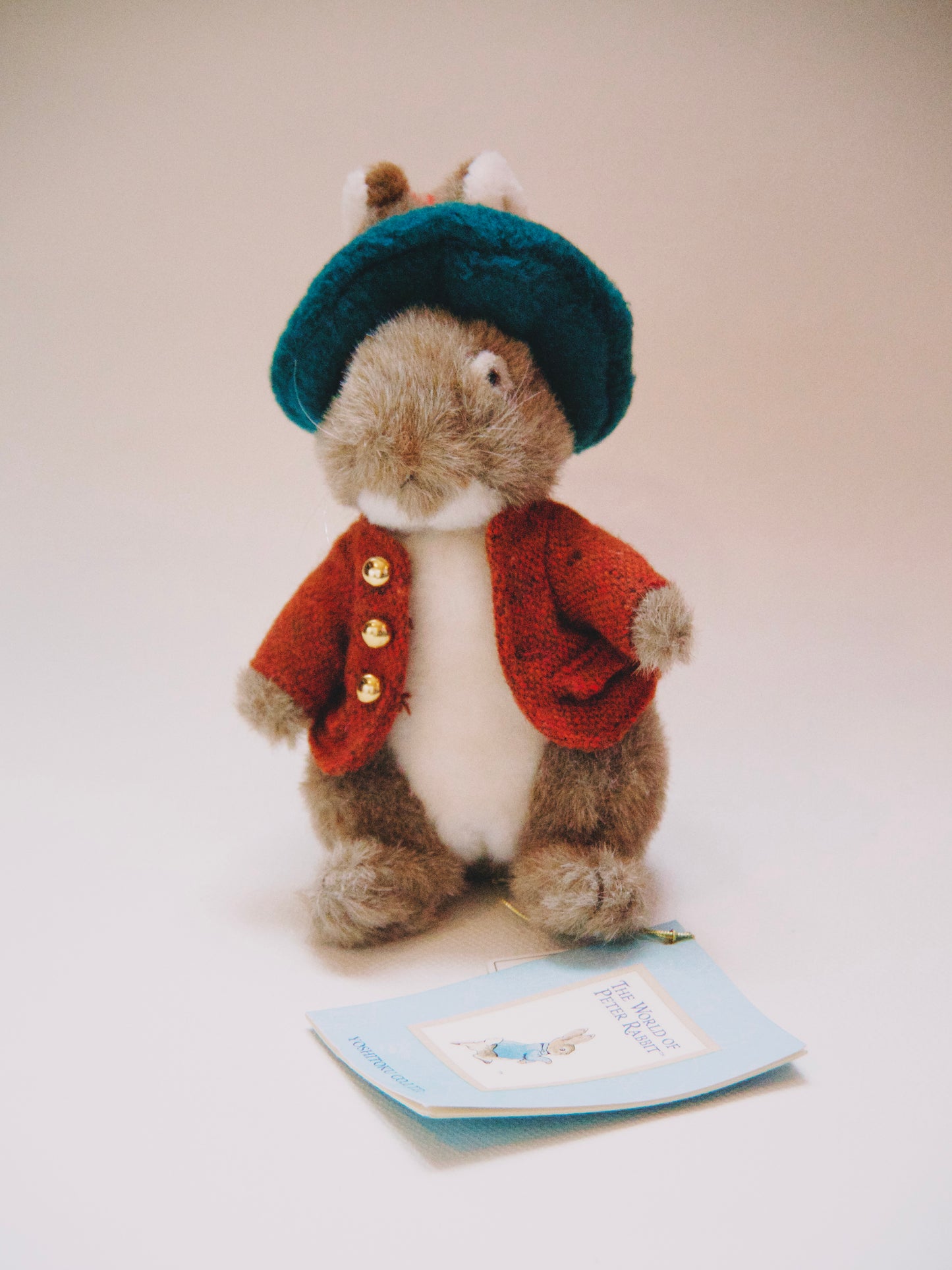 Peluche de collection - Benjamin Rabbit -petite taille