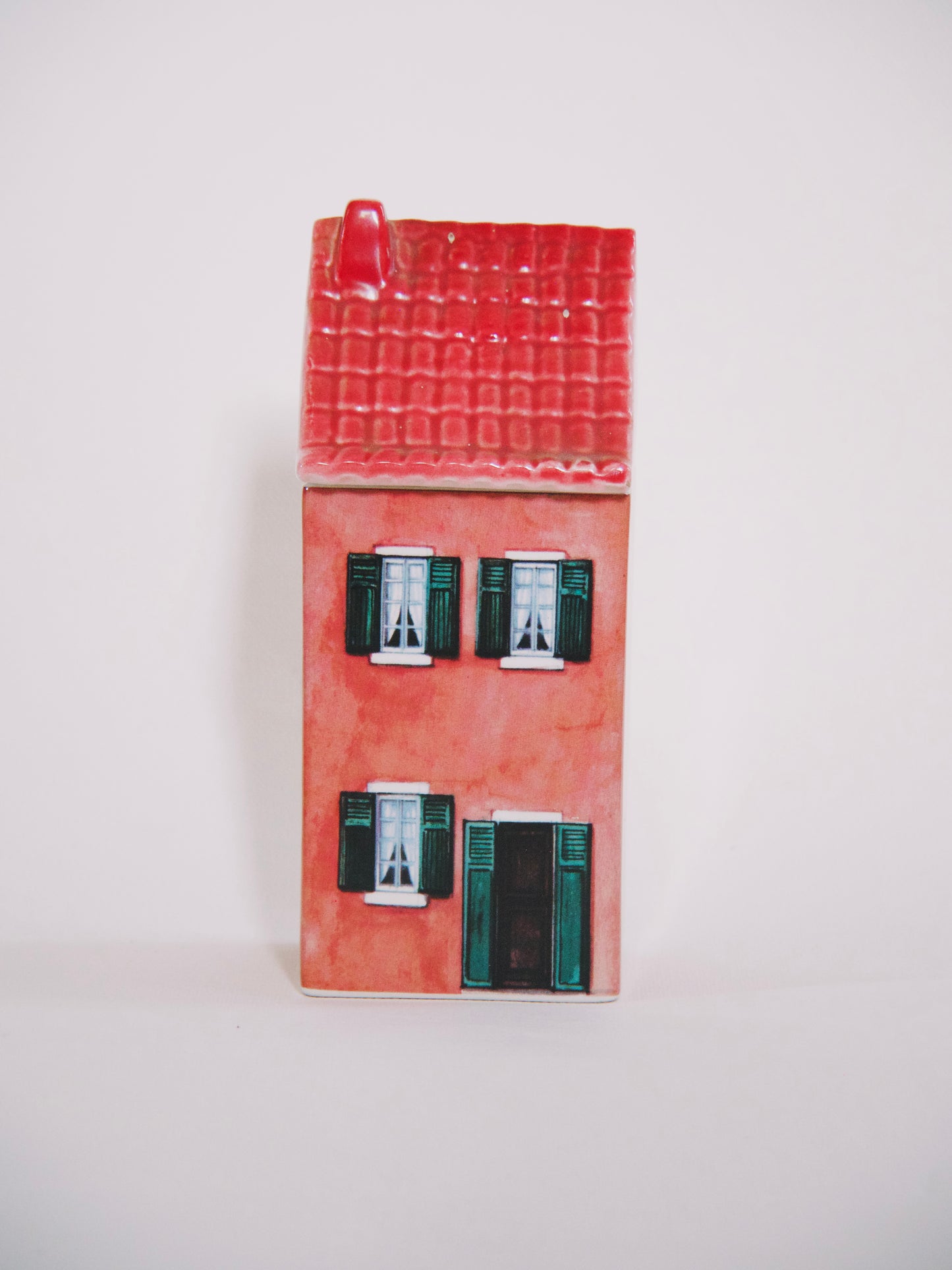 Maison de Provence en porcelaine