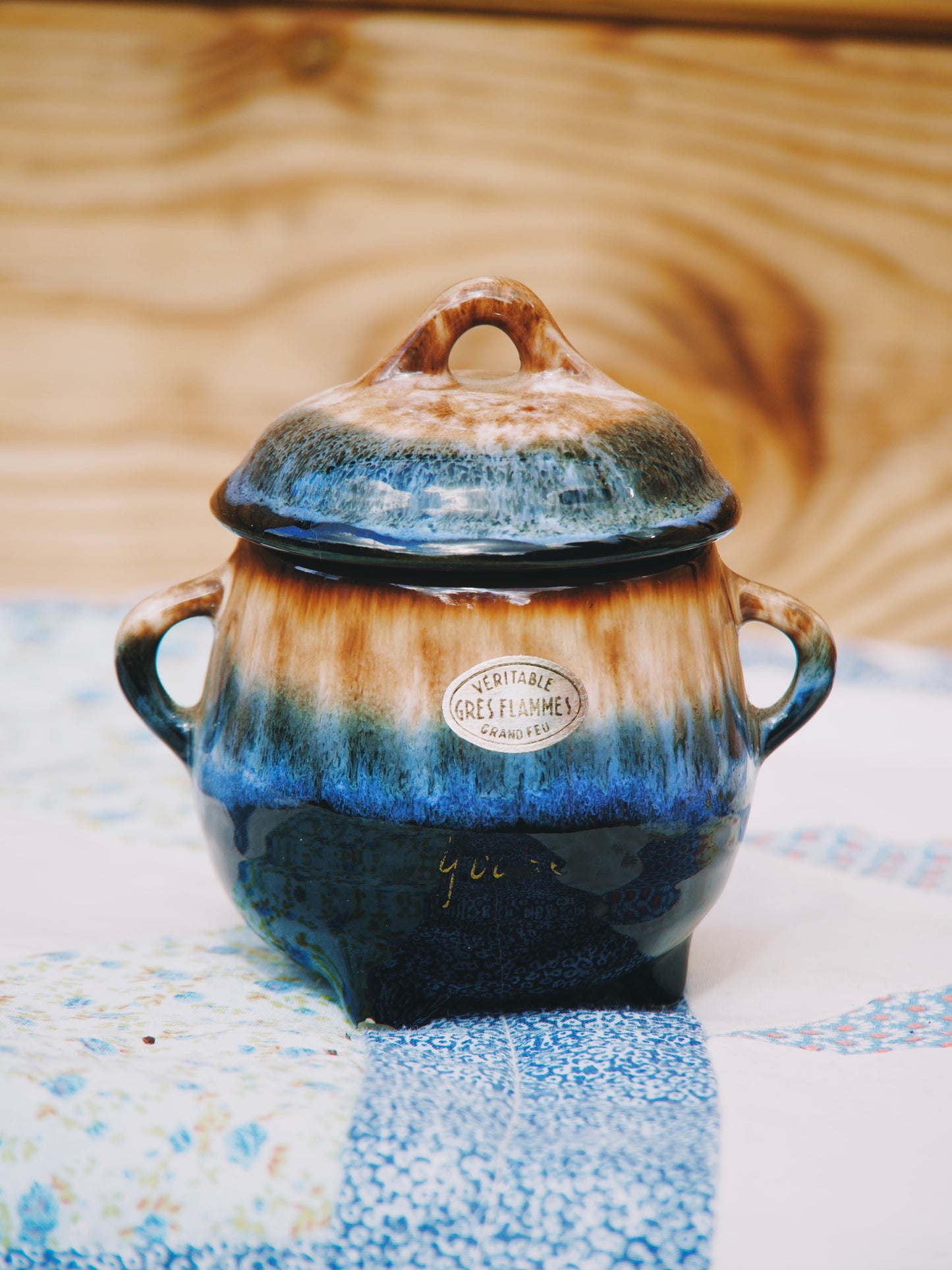 petit chaudron de Sorcière Vintage en Céramique Émaillée — Émail Flammé