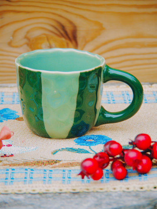 Mug en Céramique Vert et Vert Sapin – Rebord Festonné - Primark UK