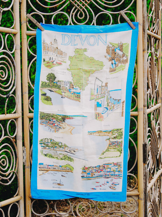 Torchon / Tea Towel Vintage Illustré "Devon" – Souvenir Rétro de la Campagne Anglaise – Pur Coton