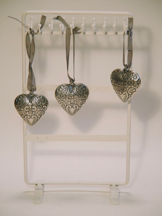 ensemble 3 cœurs à suspendre en métal