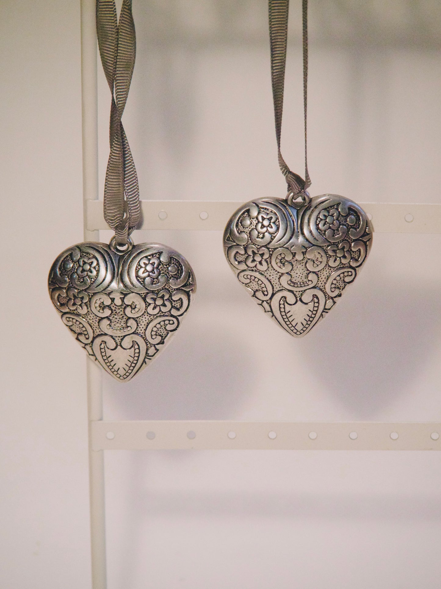 ensemble 3 cœurs à suspendre en métal
