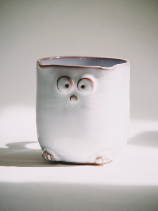 Tasse en Céramique Artisanale Chat Curieux, made in Japan