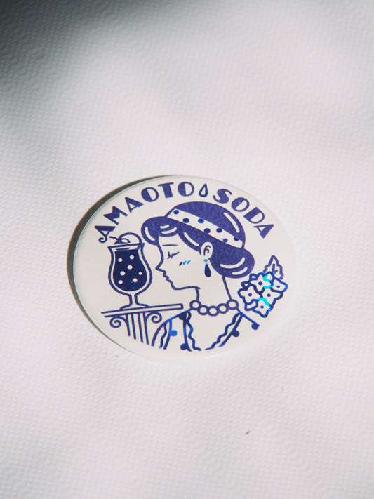 Badge Rétro "Amaoto Soda" – Illustration Vintage Japonaise style Café Showa & City Pop