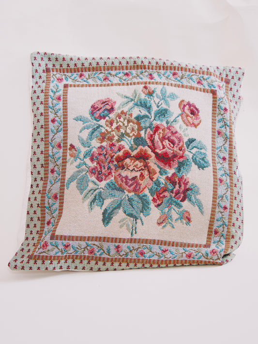 Coussin tapisserie floral