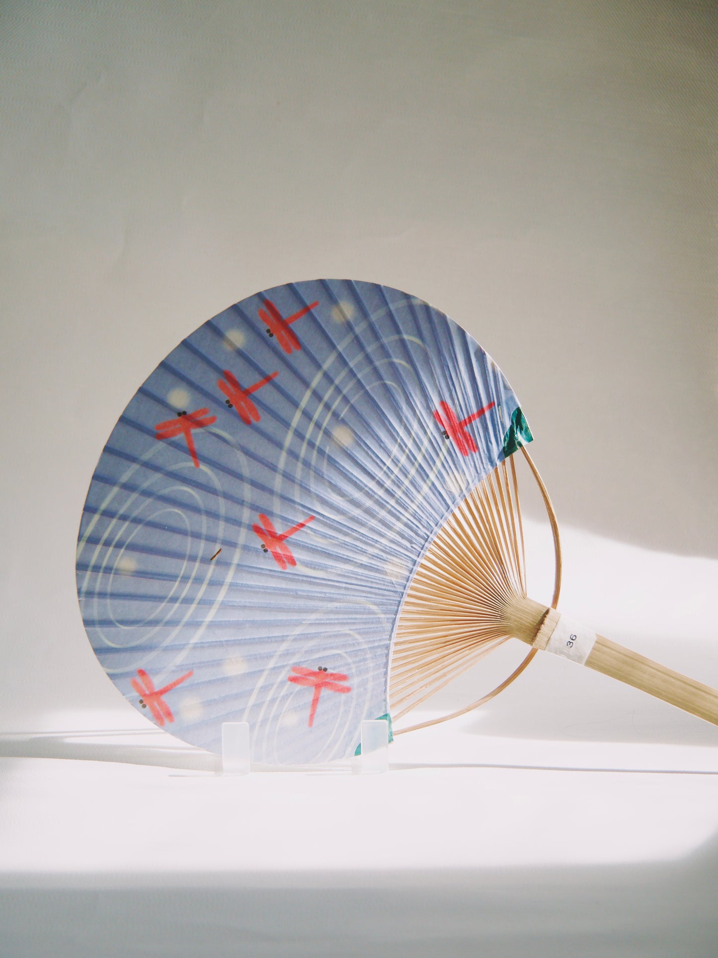 Éventail japonais libellule