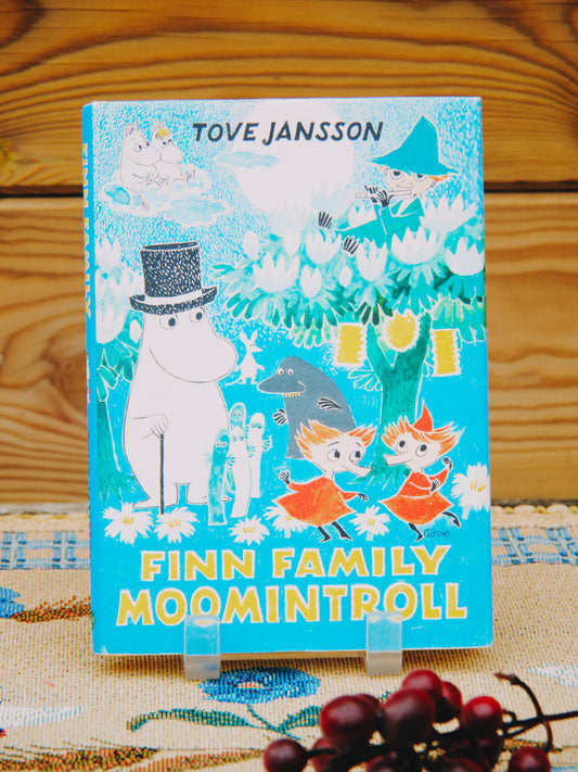Livre Illustré Vintage "Finn Family Moomintroll" – Tove Jansson – Classique des Moomins