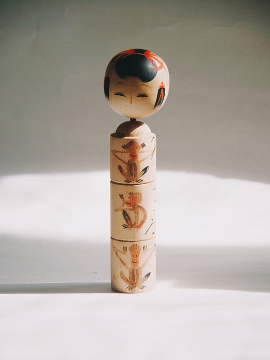 Kokeshi japonaise traditionnelle