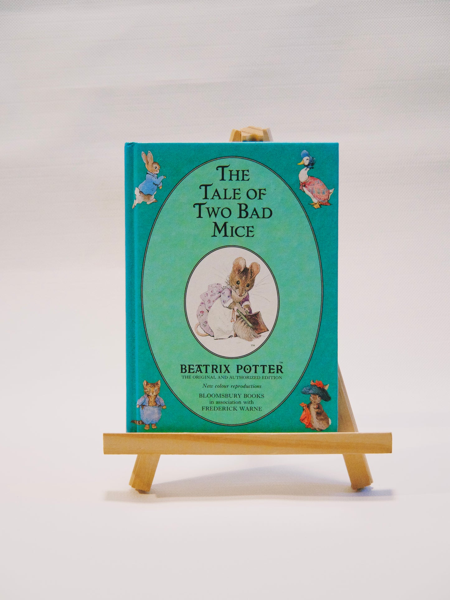 Livre en anglais "The tale of two bad mice"